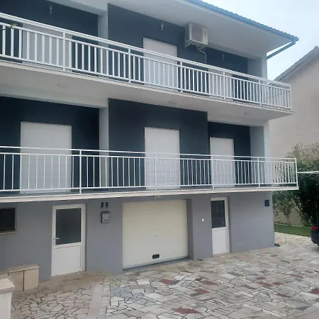 Sano Apartman